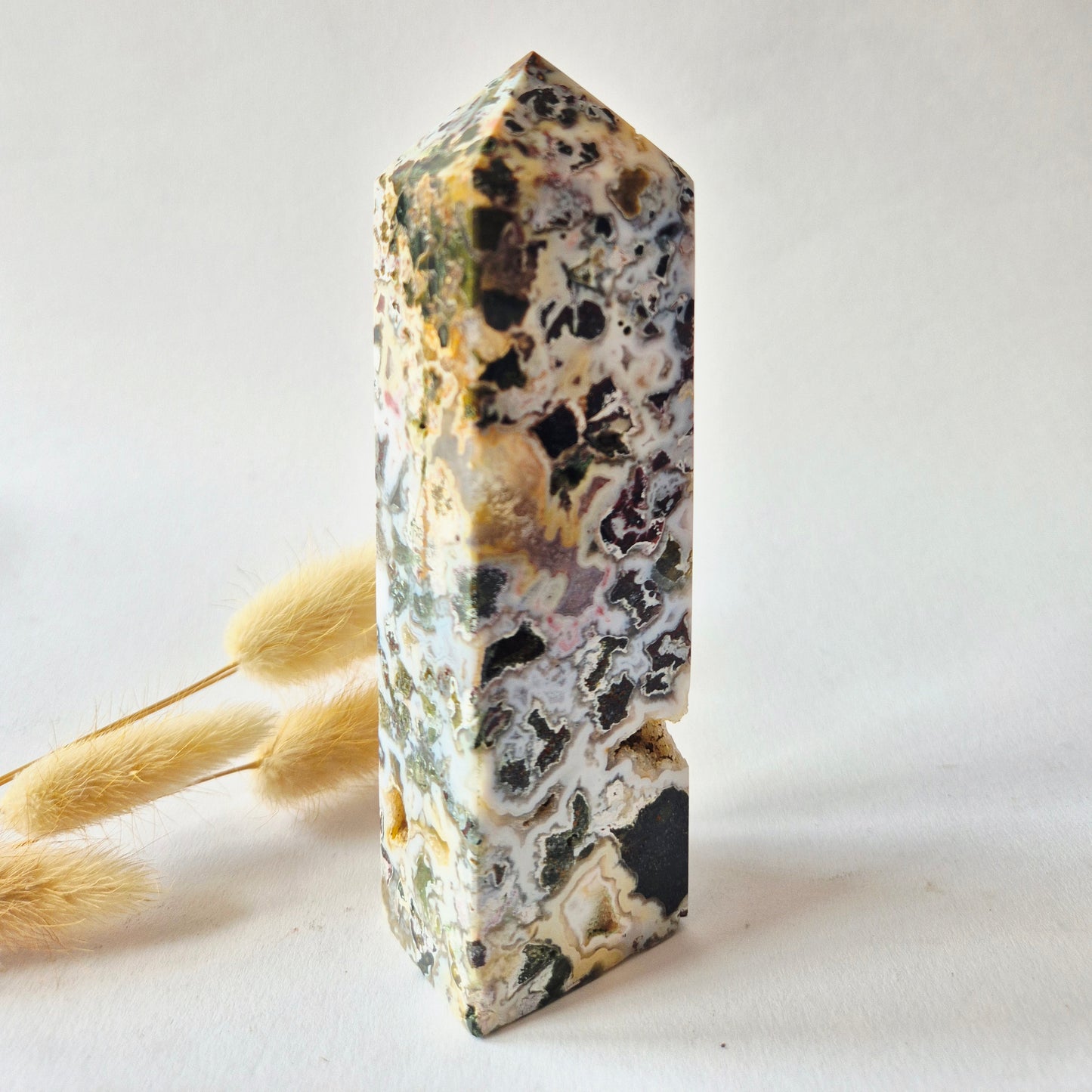 Oceaan Jaspis Toren 318 gram – Unieke Edelsteen met Druzy