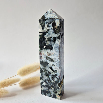 Oceaan Jaspis Toren 308 gram – Unieke Edelsteen met Druzy