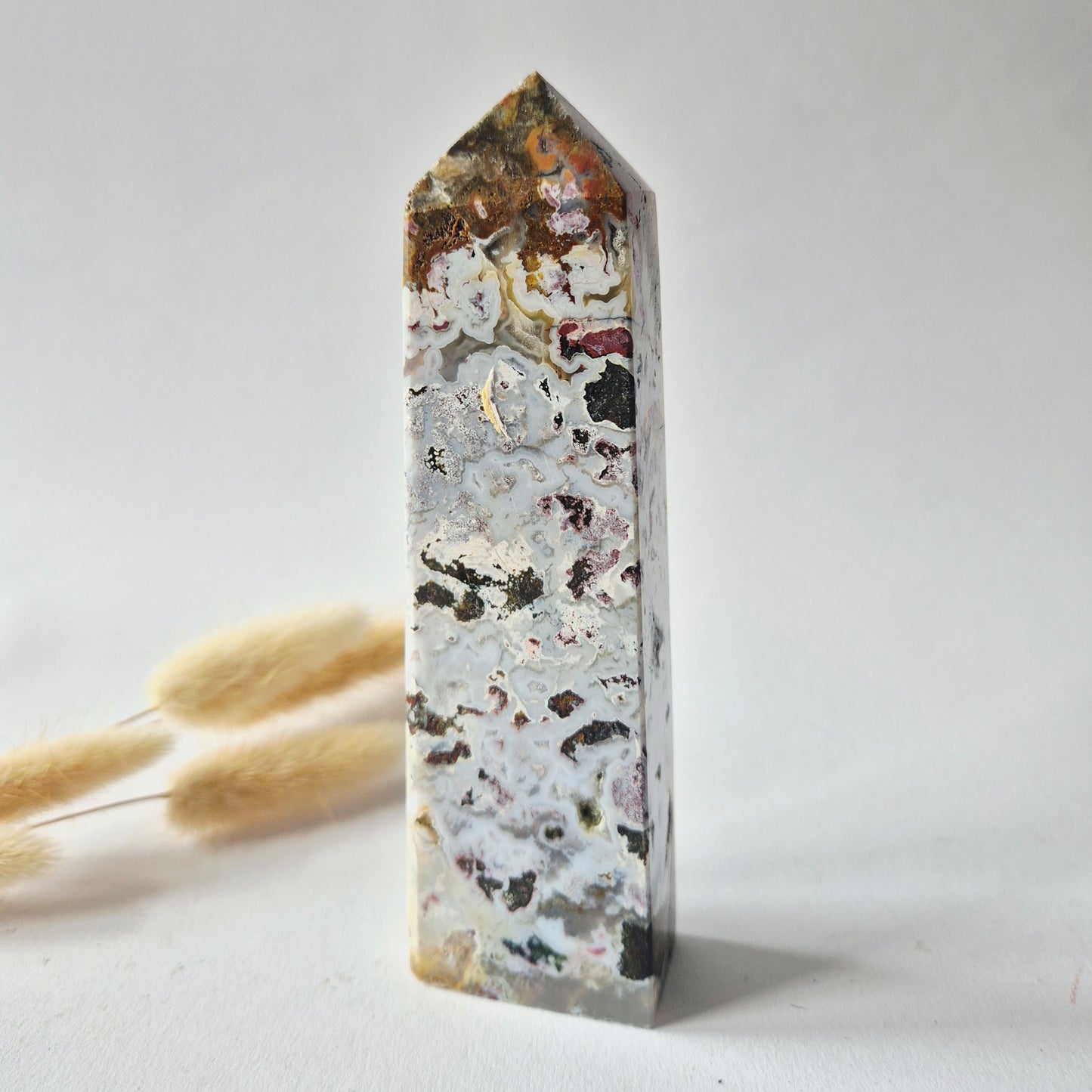Oceaan Jaspis Toren 300 gram – Unieke Edelsteen met Druzy