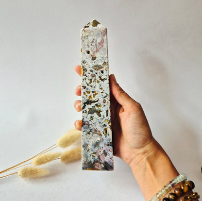 Flashy Labradorite Gemstone Tower - 8-10 cm High