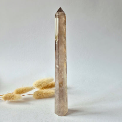 Premium Rookkwarts Toren – 117 gram | Natuurlijke Insluitsels
