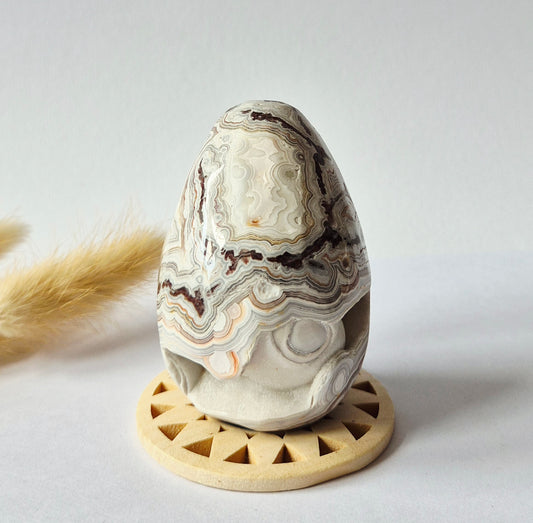Kristall-Edelsteinkugel, weiße Drusen-Achatkugel aus Mexiko, 50 mm