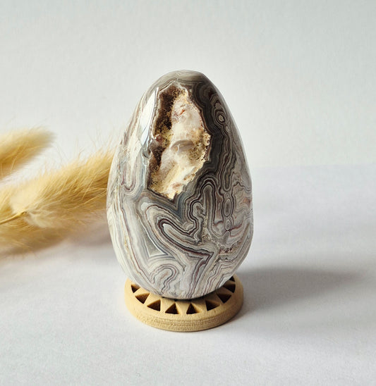 Kristall-Edelsteinkugel, weiße Drusen-Achatkugel aus Mexiko, 50 mm