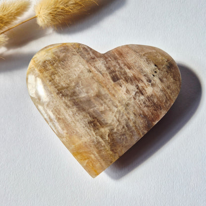 Flashy Blauwe Maansteen Hart – 187 gram Edelsteen Moonstone