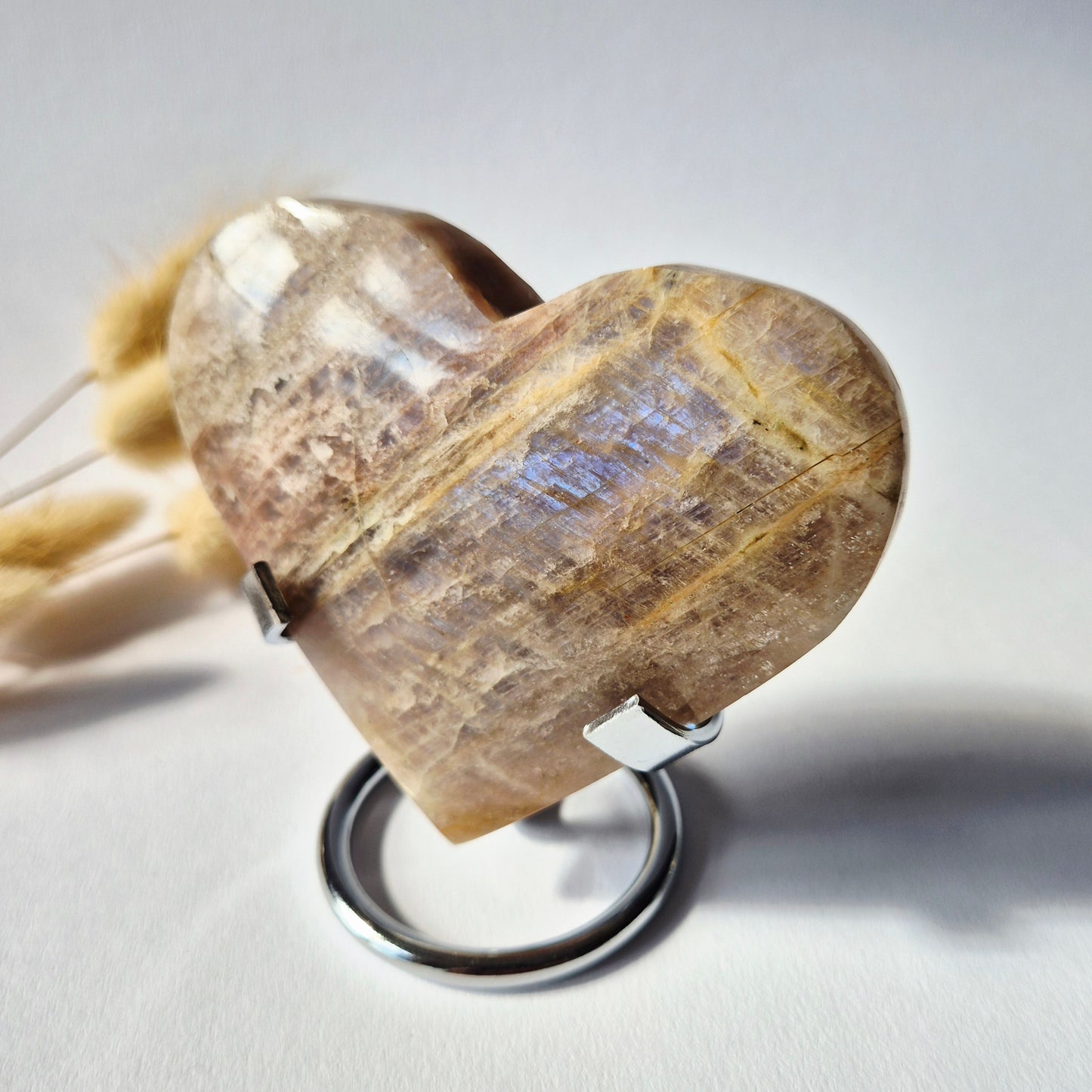 Flashy Blauwe Maansteen Hart – 187 gram Edelsteen Moonstone