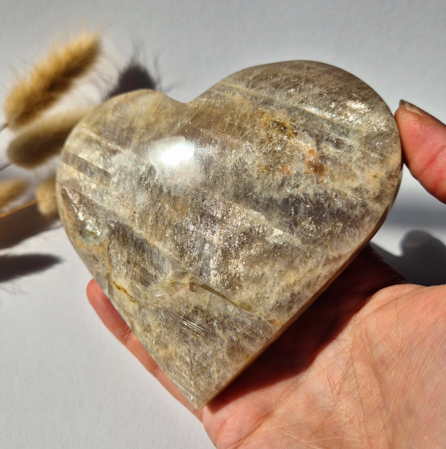 XL Flashy Blauwe Maansteen Hart – 339 gram Edelsteen Moonstone