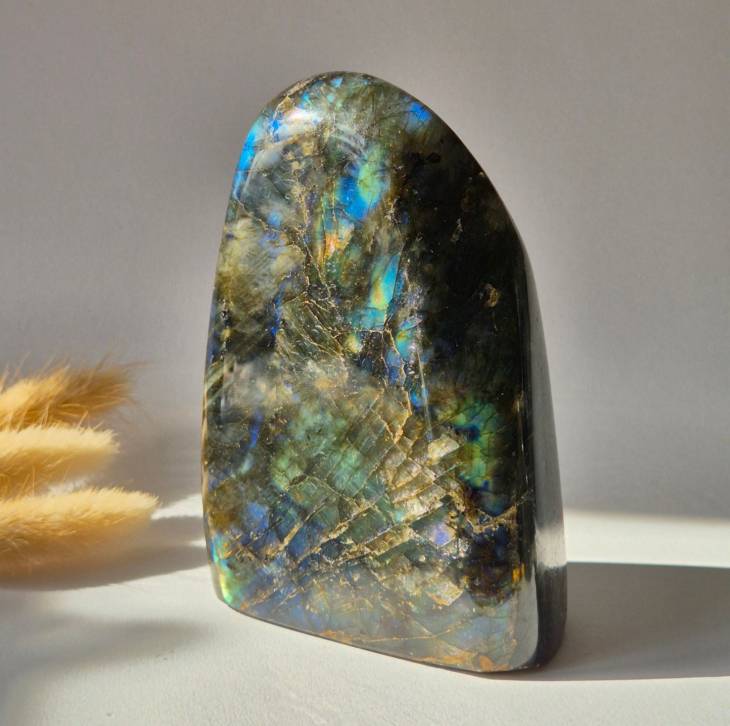 Gemstone Purple Labradorite Heart Palm Stone – Intuition, Protection &amp; Mystical Power
