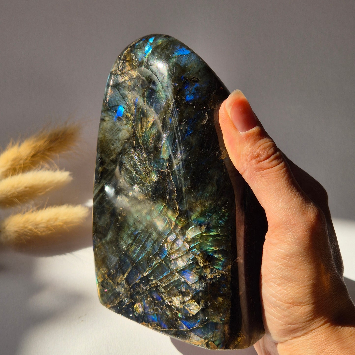 Gemstone Purple Labradorite Heart Palm Stone – Intuition, Protection &amp; Mystical Power