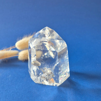 Premium Bergkristal Punt met Regenboog 284g – Clear Quartz Brazilië