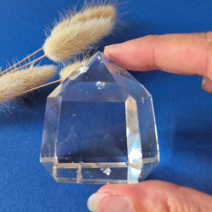 Premium Bergkristal Punt 149g – Clear Quartz Brazilië