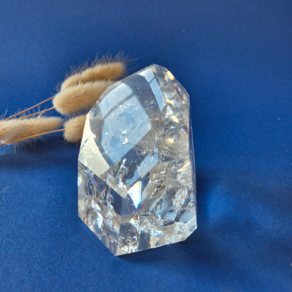 Premium Bergkristal Punt met Regenboog 364g – Clear Quartz Brazilië