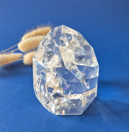 Premium Bergkristal Punt met Regenboog 364g – Clear Quartz Brazilië