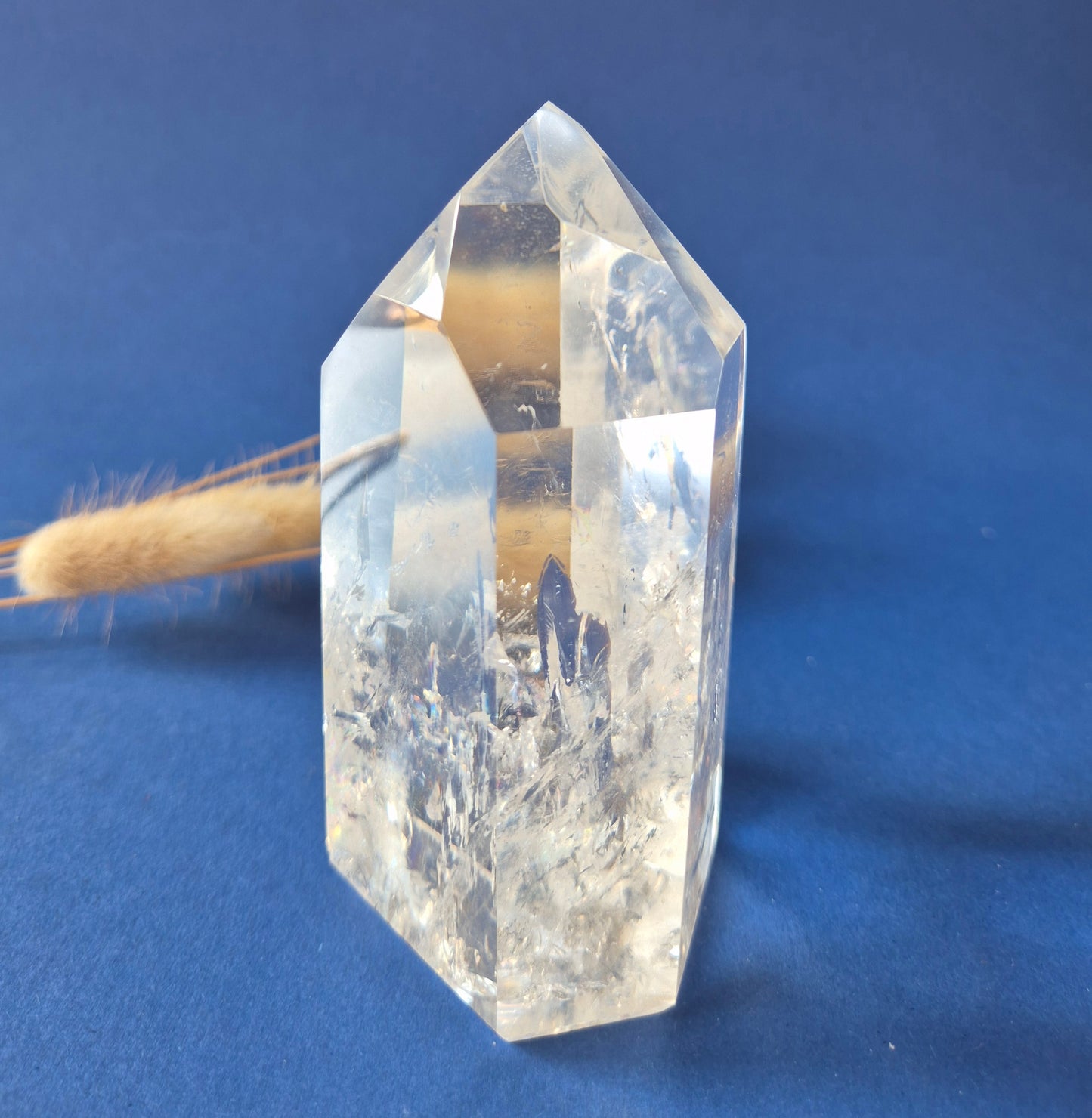 Premium Bergkristal Punt met Regenboog 400g – Clear Quartz Brazilië