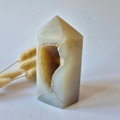 Druzy Agaat Toren uit Uruguay 388 gram | Natuurlijke Geode Edelsteen