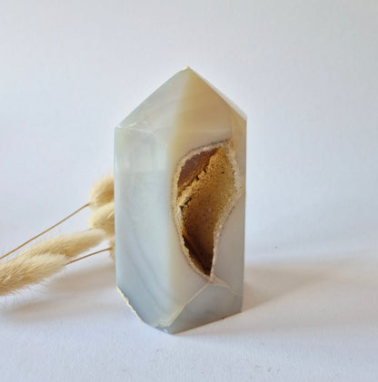 Druzy Agaat Toren uit Uruguay 388 gram | Natuurlijke Geode Edelsteen