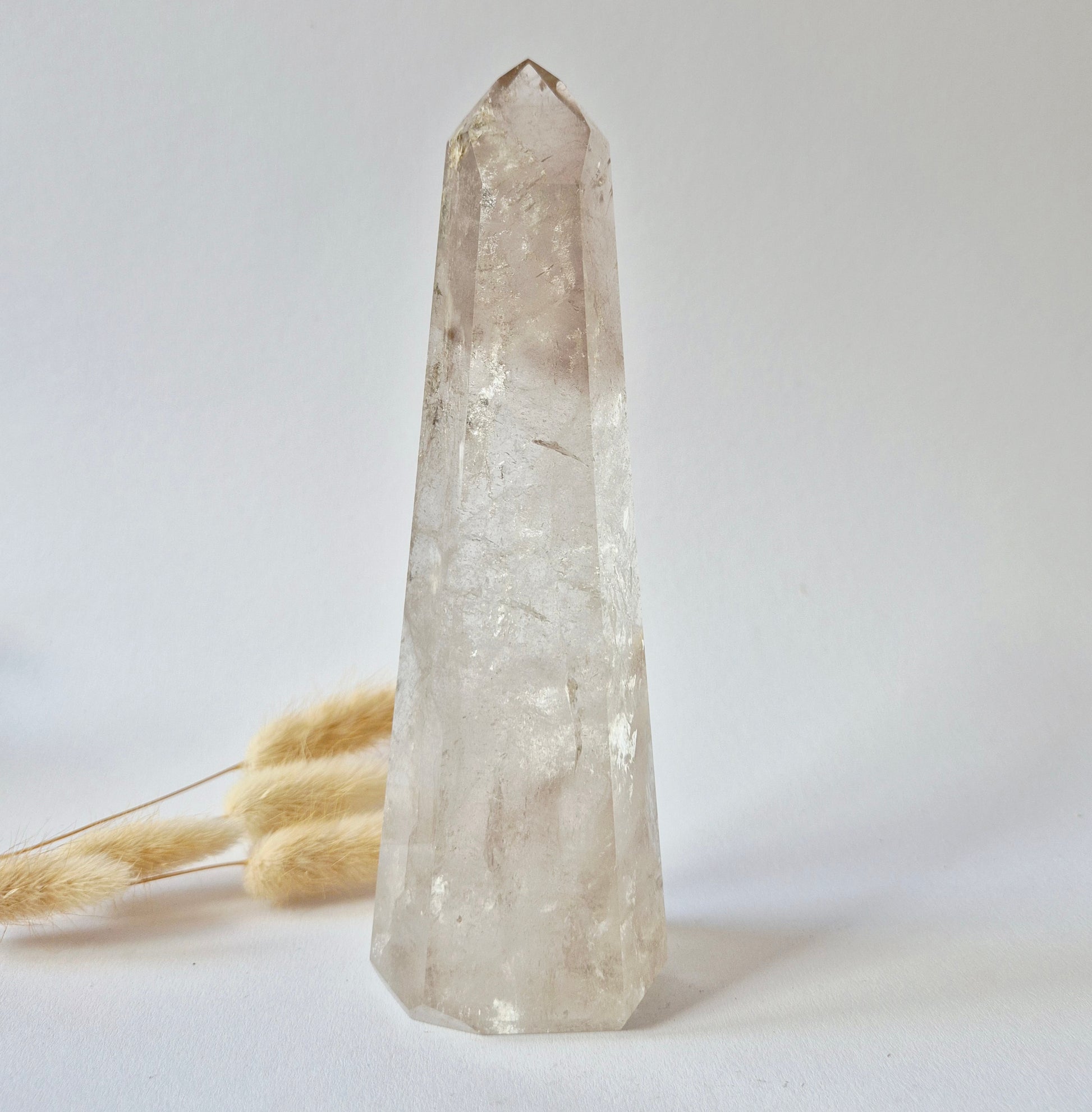 XL high quality Smoky Quartz punt uit Brazilië van 673 gram met heldere champagnekleurige rookkwarts