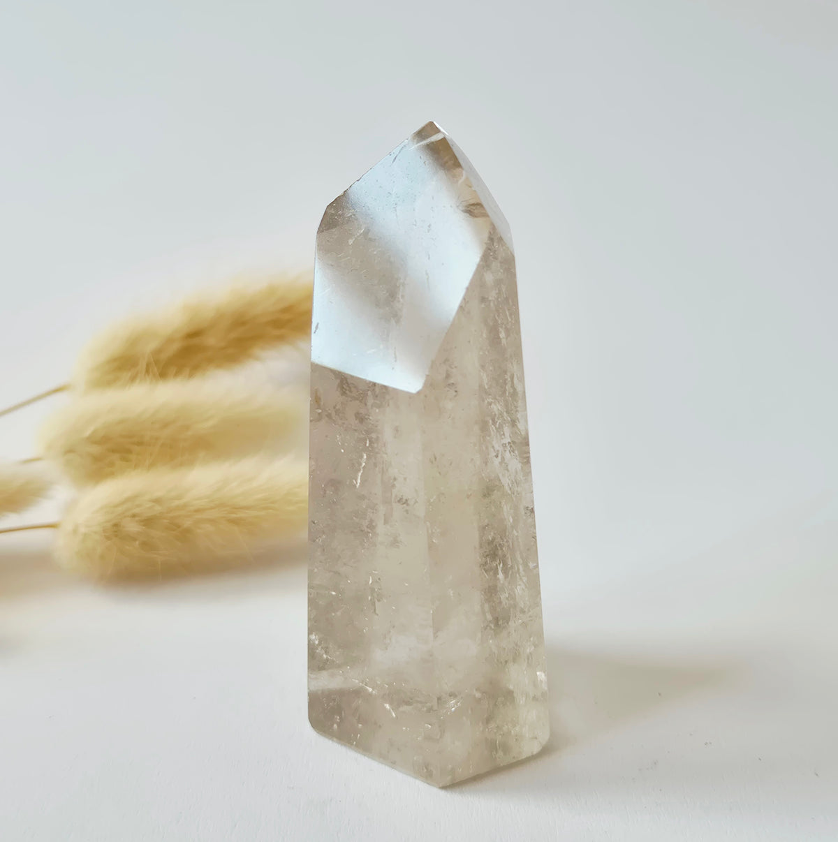 Premium Rookkwarts Toren – 138 gram | Natuurlijke Insluitsels