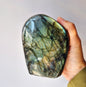 Labradoriet Freeform 975g – High Flash Madagascar Labradoriet – One of a Kind Crystal