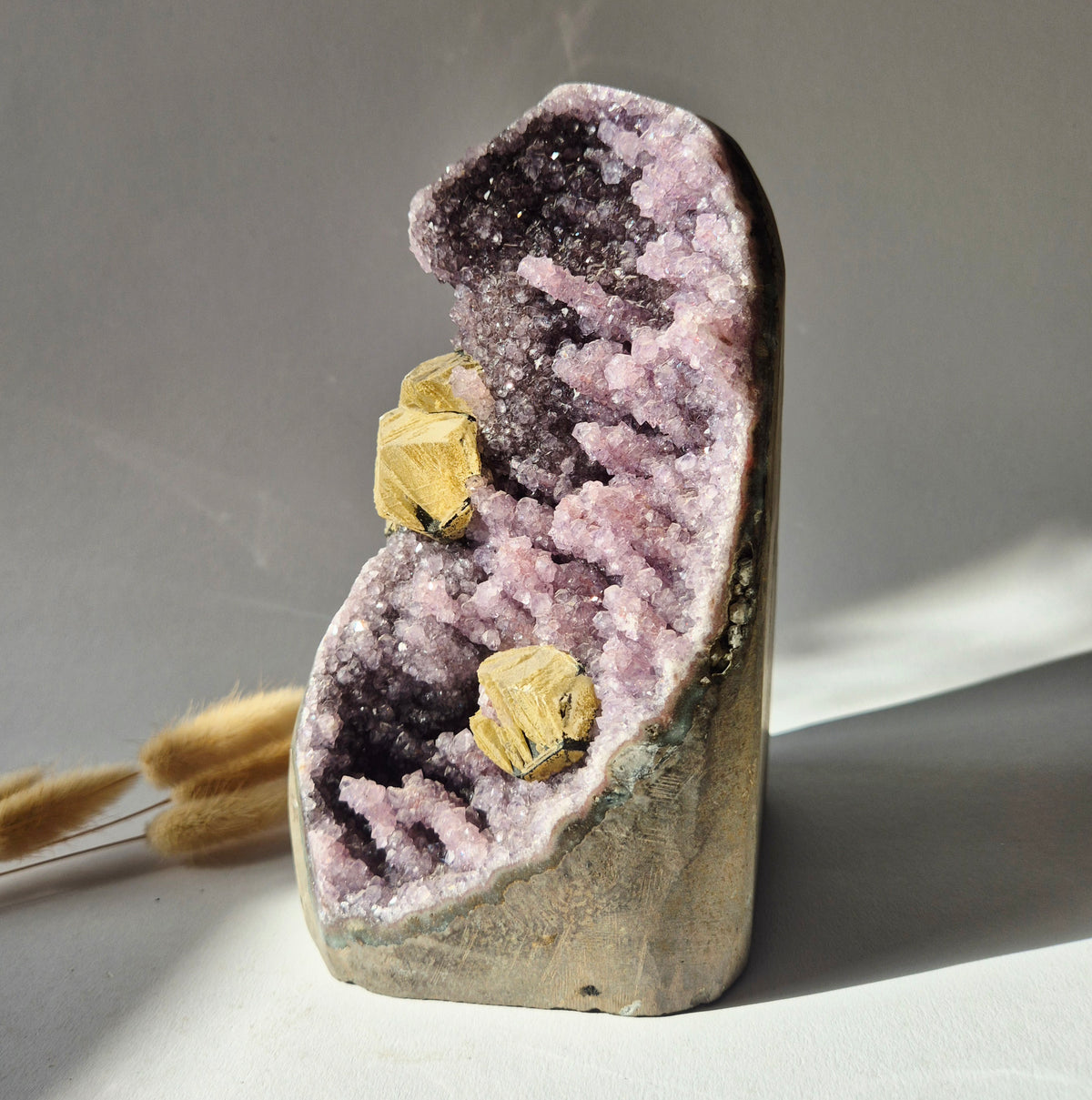 Amethist Geode met Calciet – Uniek Collector’s Piece – 2397 g