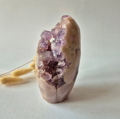 Roze Amethist Druzy Freeform 800gram – Natuurlijke Pink Amethyst uit Brazilië