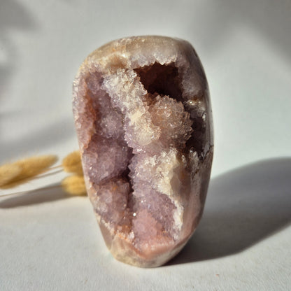 Roze Amethist Druzy Freeform 633gram – Natuurlijke Pink Amethyst uit Brazilië