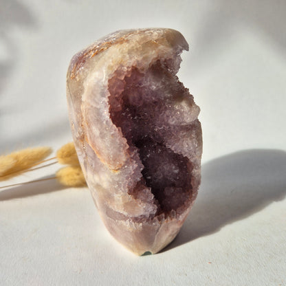 Roze Amethist Druzy Freeform 633gram – Natuurlijke Pink Amethyst uit Brazilië