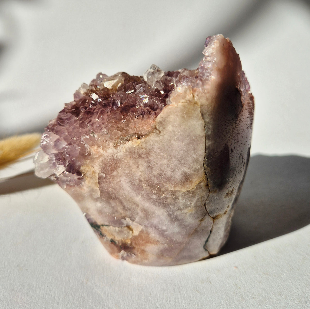 Roze Amethist Druzy Freeform 532gram – Natuurlijke Pink Amethyst uit Brazilië