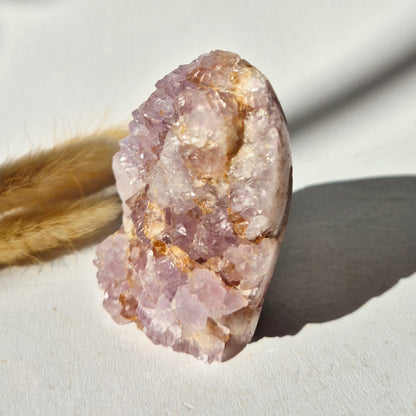 Roze Amethist Druzy Freeform 228gram – AA+ Natuurlijke Pink Amethyst uit Brazilië