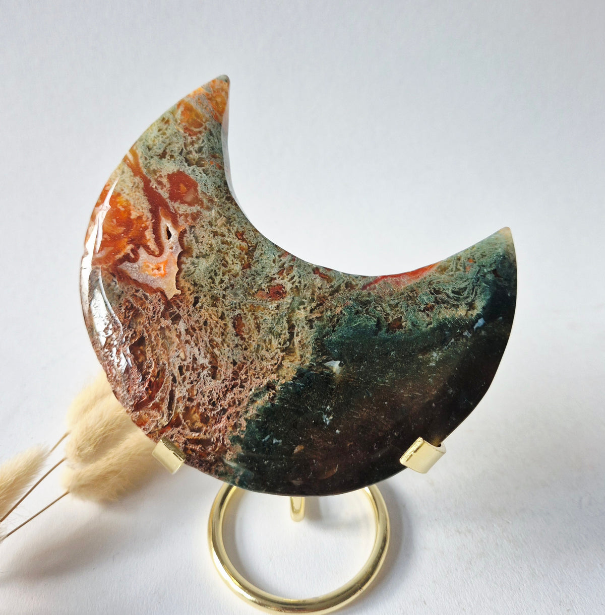Rode Druzy Mosagaat Maan op standaard – 11-13cm Edelsteen statement piece 148