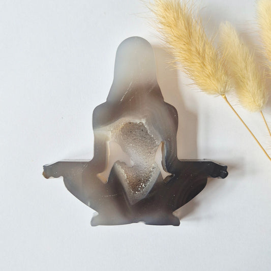 Druzy Agaat Meditatie Edelsteen Carving 10cm #16 -  Handgesneden vrouwelijke meditatievorm yoga