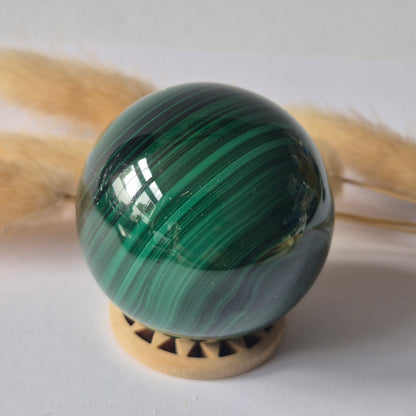 Druzy-Malachit-Kugel aus Kristalledelstein – 45 mm | Funkelnde Kristallform im Inneren