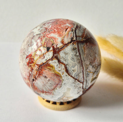 Kristall-Edelsteinkugel, weiße Drusen-Achatkugel aus Mexiko, 50 mm