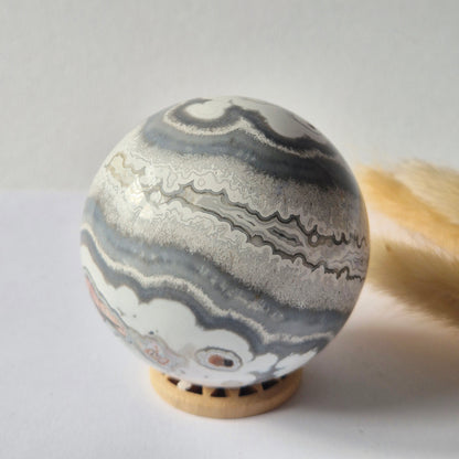 Kristallen Edelsteen Bol Druzy Crazy Mexican Agate sphere 66mm 300g
