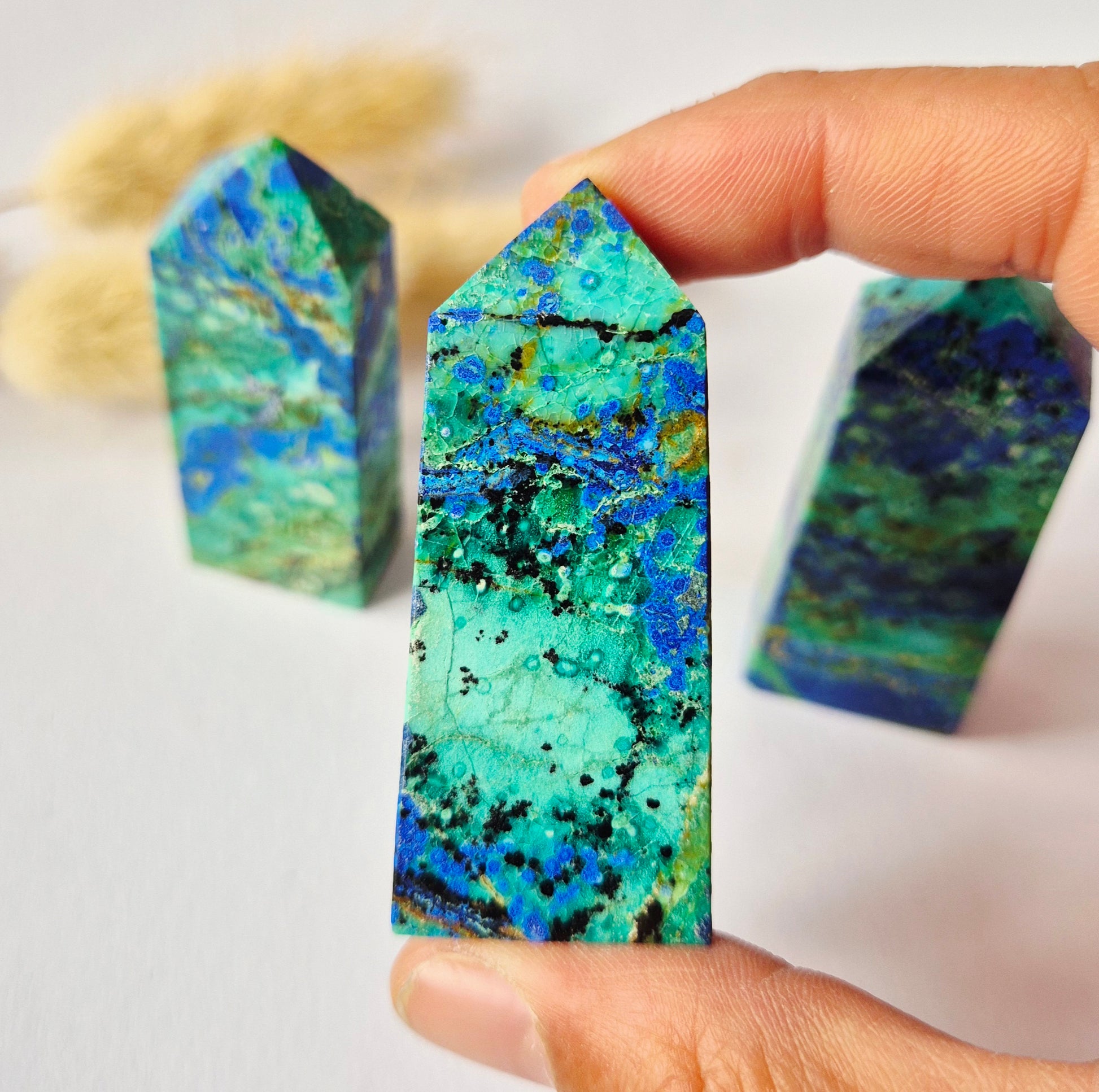 Azuriet met Chrysocolla torens van 5-6 cm met blauwe en turquoise patronen