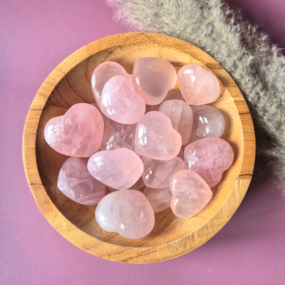 rozenkwarts hart roze edelsteen liefde zelfliefde kristal